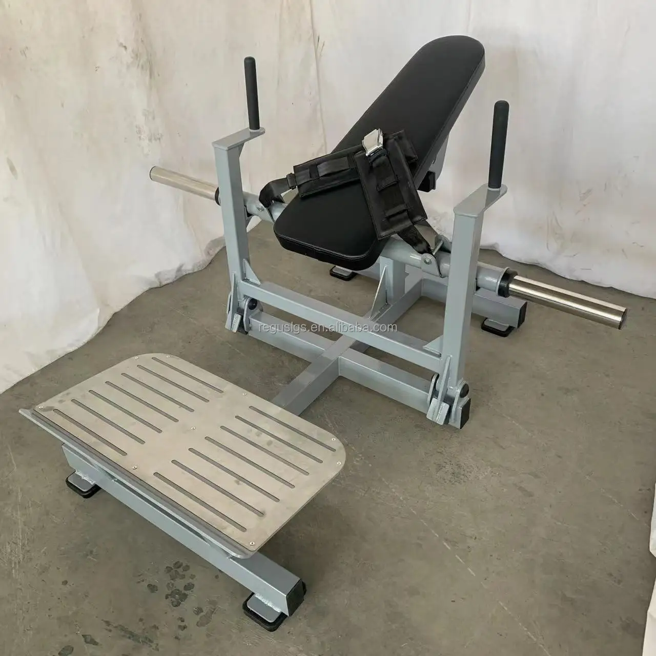 Home Gym Hip Thrust Machine - เครื่องบริหารกล้ามเนื้อสะโพกแบบใช้แผ่นน้ำหนักสำหรับใช้ในบ้านหรือเชิงพาณิชย์ ยี่ห้อ Steel Hip Thrust Machine